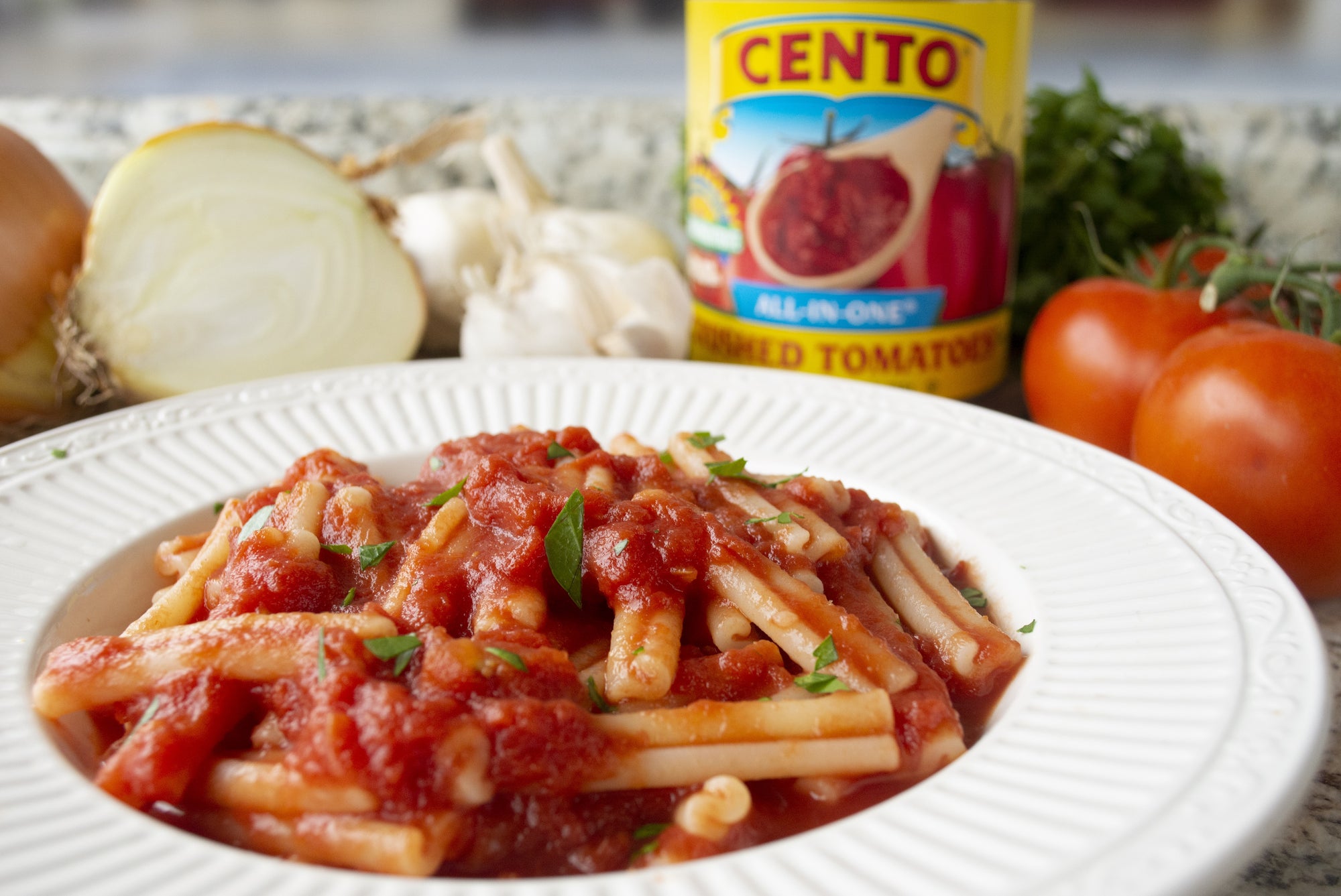 Cento All-In-One Crushed Tomatoes 28 OZ