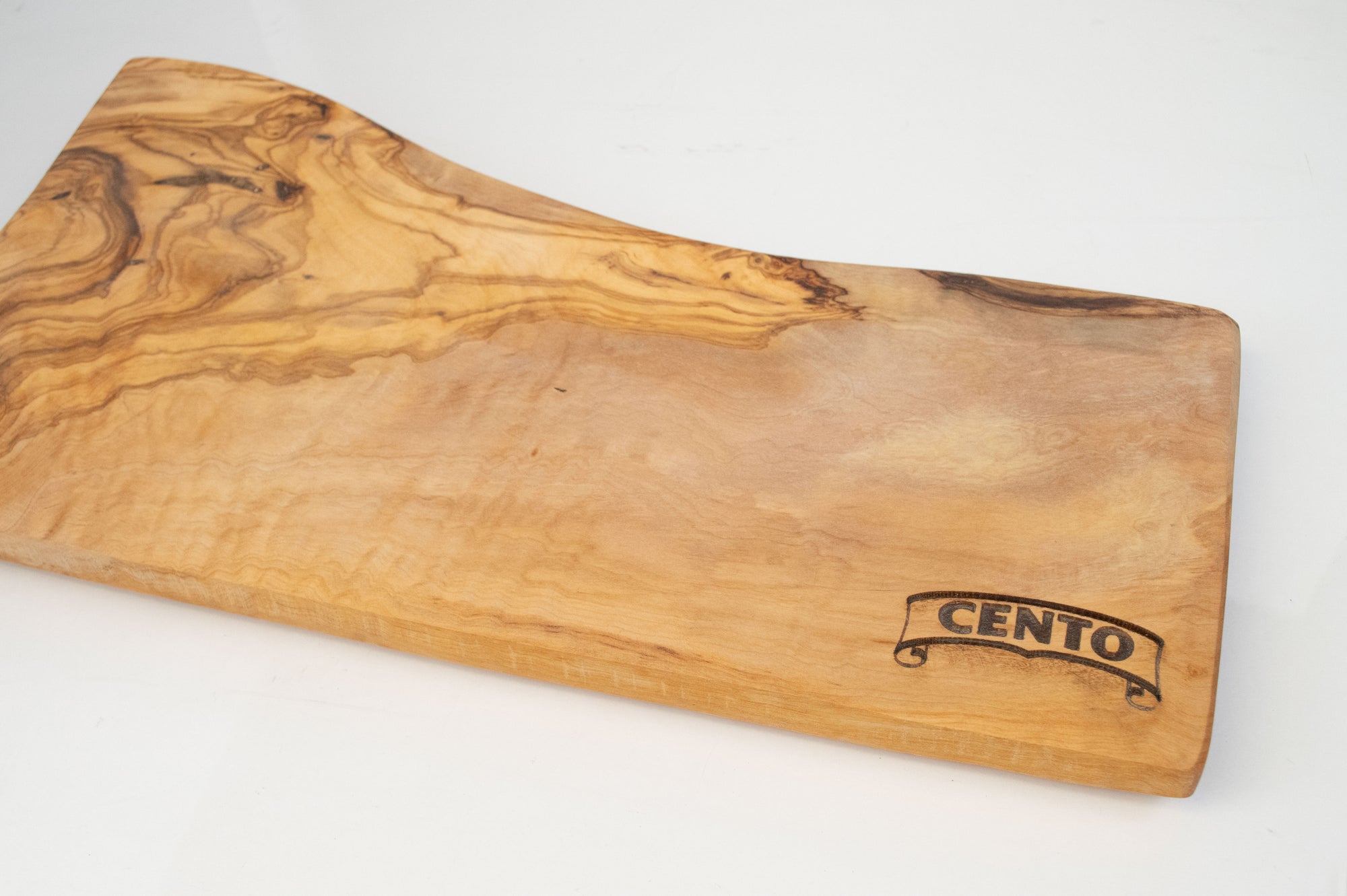 Cento Olive Wood Cutting Board